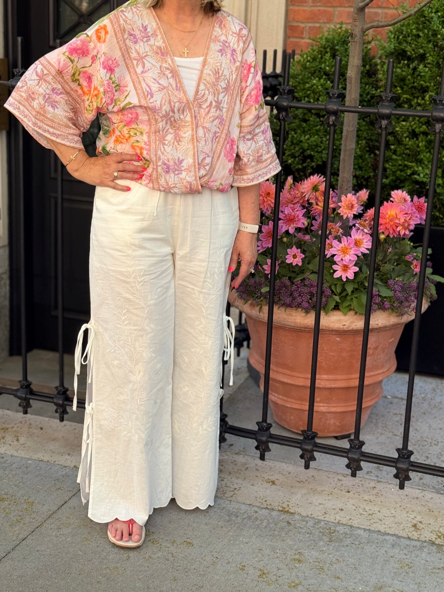 Embroidered with Tie on the Side pants